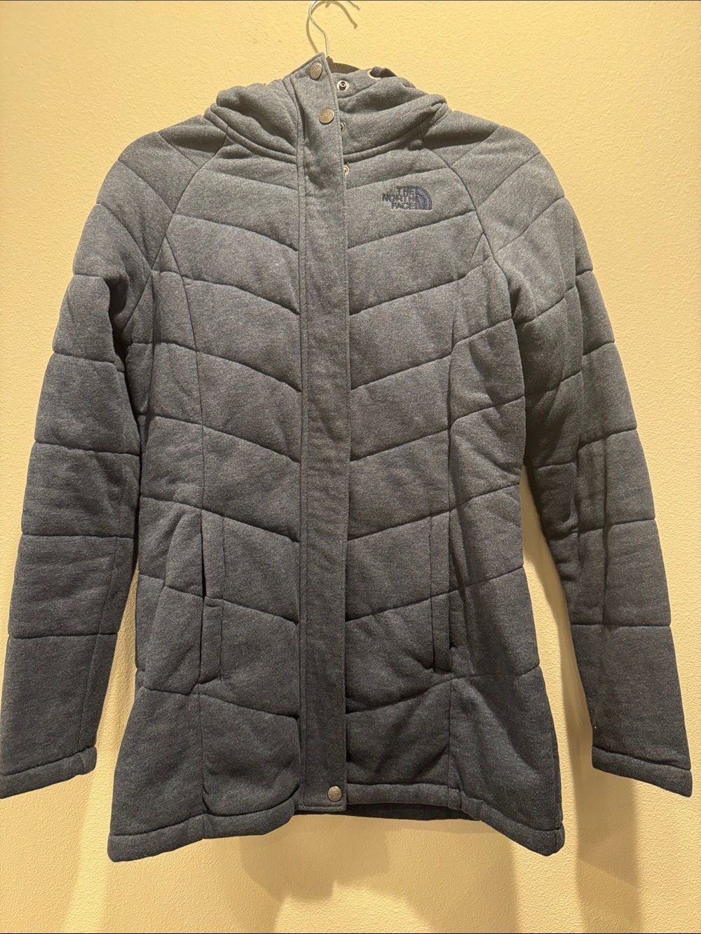 The North Face Women's Dark Gray Quilted Hooded Puffer Jacket